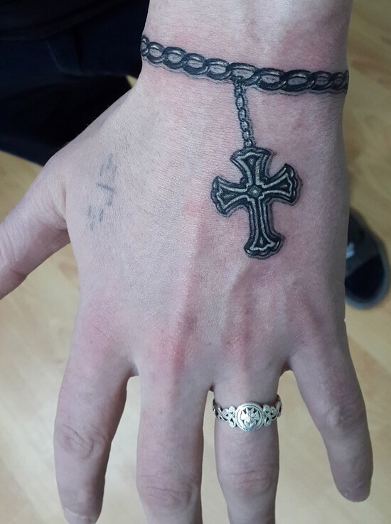 Татуирвка Арес на руке